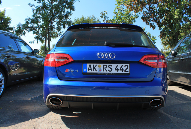 Audi RS4 Avant B8