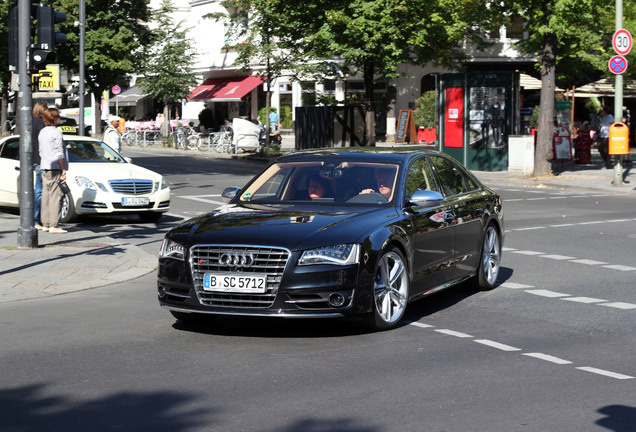 Audi S8 D4