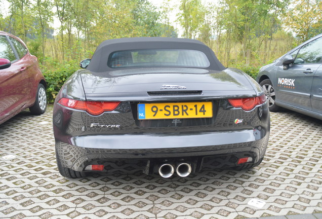 Jaguar F-TYPE S Convertible