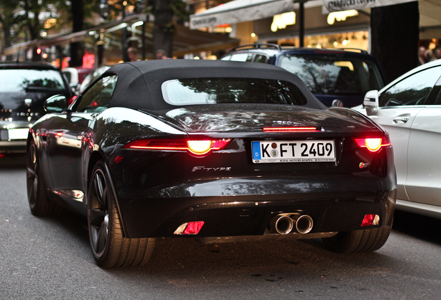 Jaguar F-TYPE S Convertible