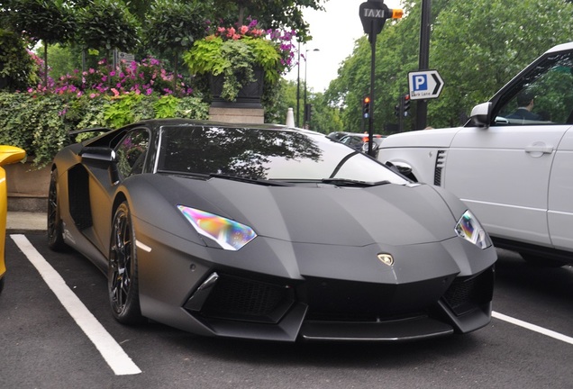 Lamborghini Aventador LP760-2 Oakley Design