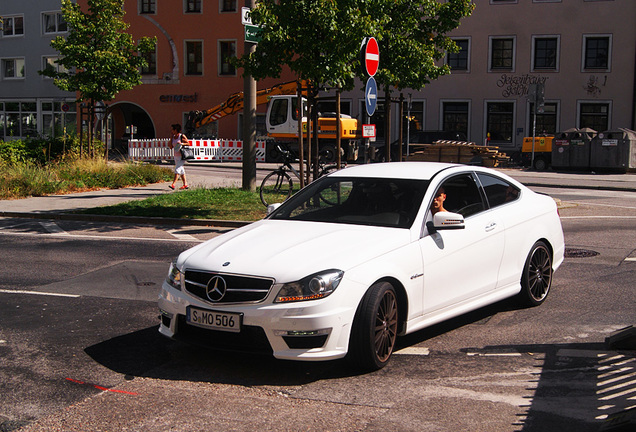 Mercedes-Benz C 63 AMG Coupé