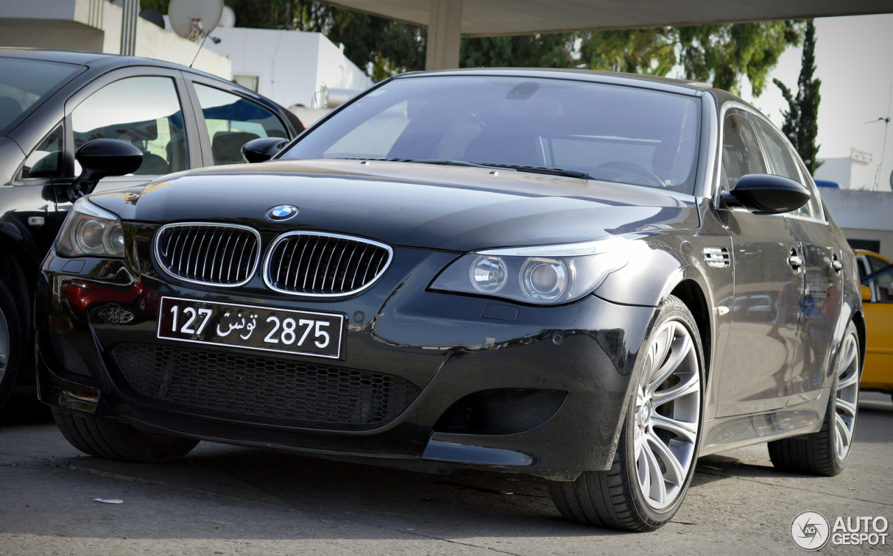 BMW M5 E60 2005