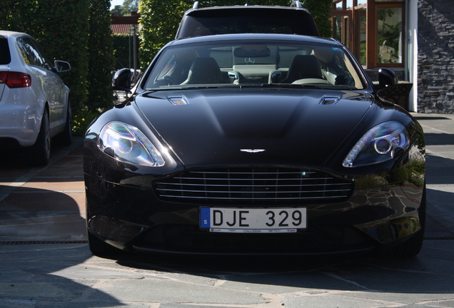 Aston Martin Virage 2011