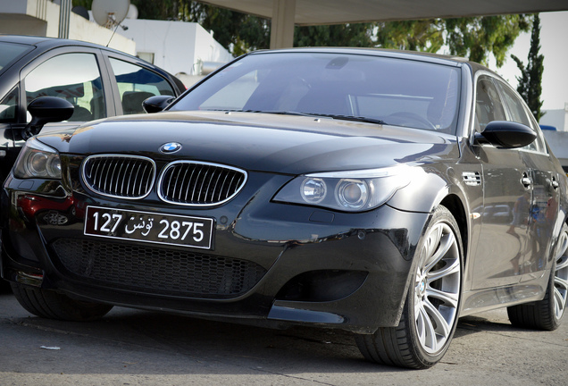 BMW M5 E60 2005