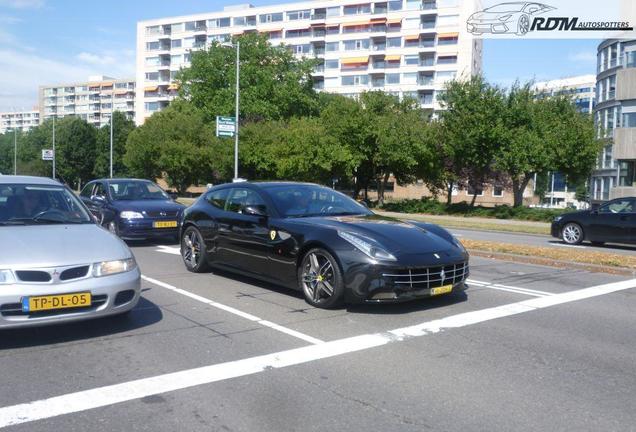 Ferrari FF