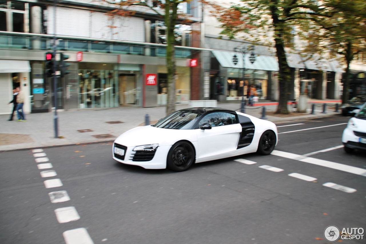 Audi R8