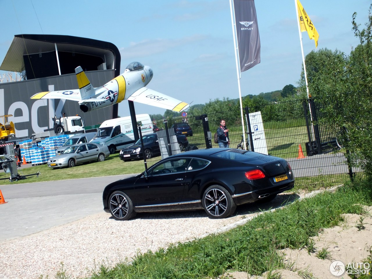 Bentley Continental GT V8