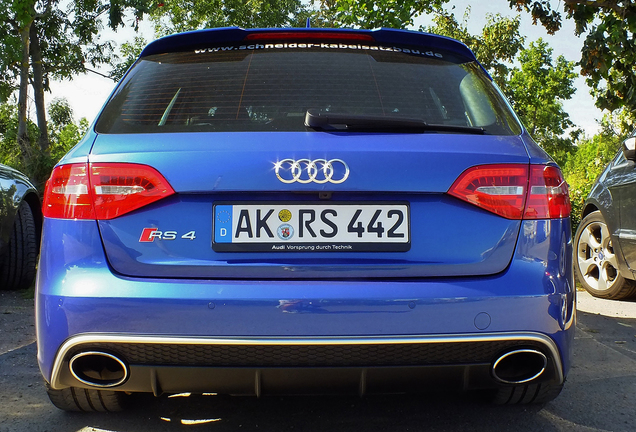 Audi RS4 Avant B8