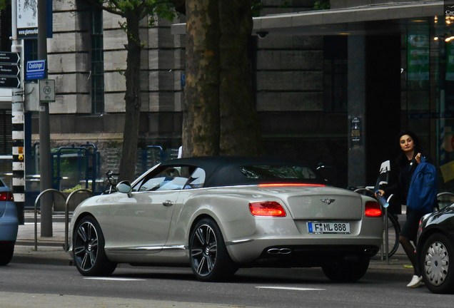 Bentley Continental GTC V8