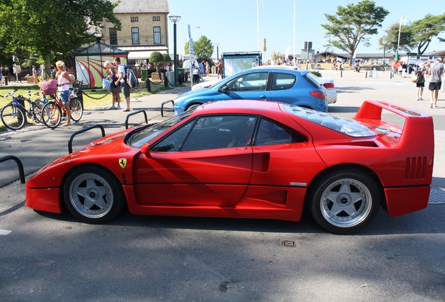 Ferrari F40