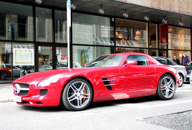 Mercedes-Benz SLS AMG