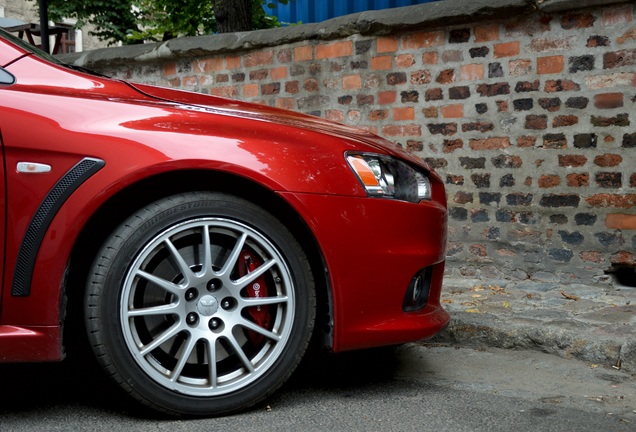 Mitsubishi Lancer Evolution X