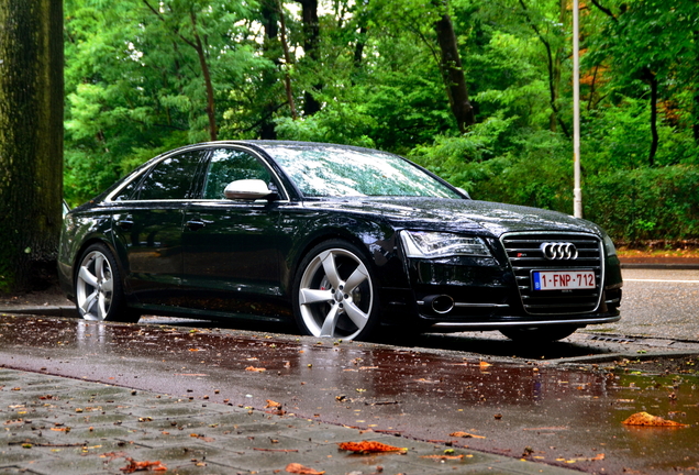 Audi S8 D4