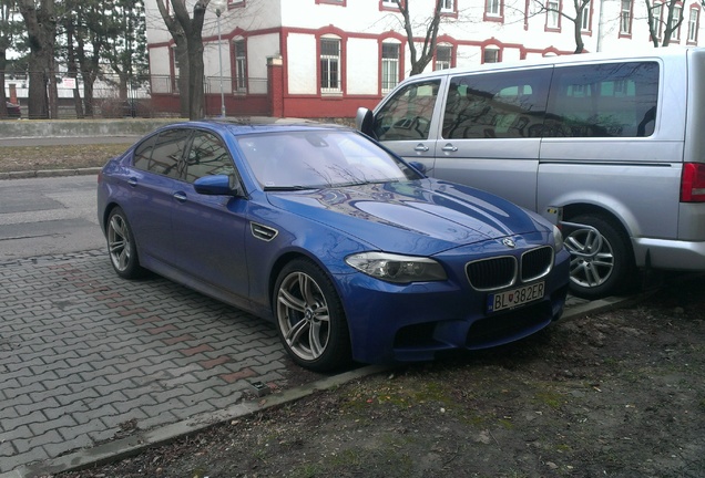 BMW M5 F10 2011