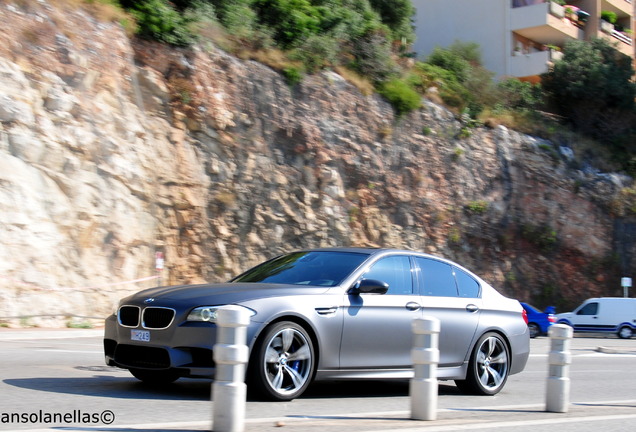 BMW M5 F10 2011