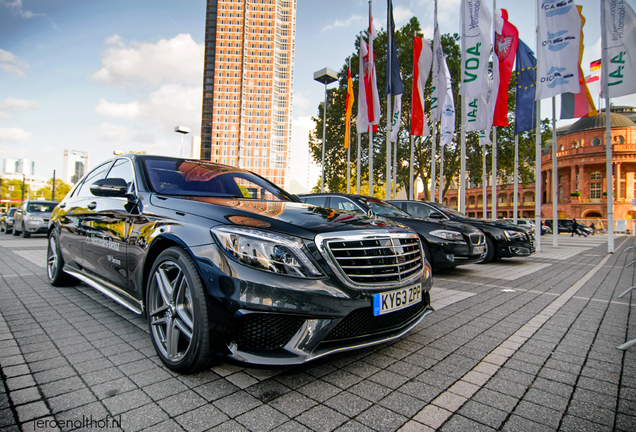 Mercedes-Benz S 63 AMG V222