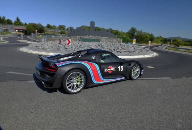 Porsche 918 Spyder Weissach Package