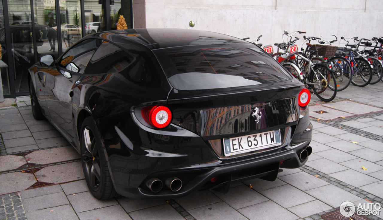 Ferrari FF