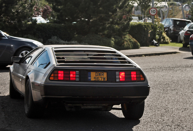 DeLorean DMC-12