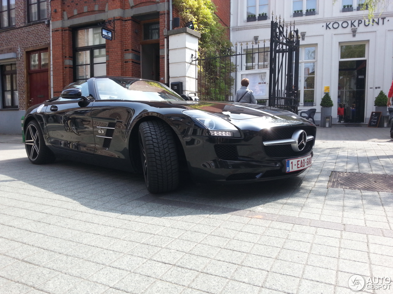 Mercedes-Benz SLS AMG Roadster