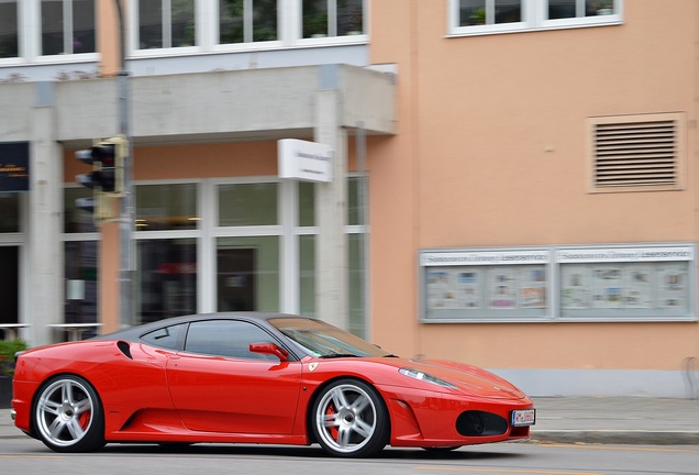 Ferrari F430 Novitec Rosso