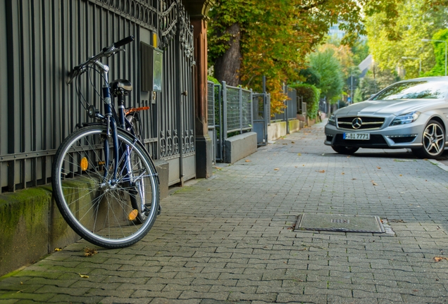 Mercedes-Benz CLS 63 AMG X218 Shooting Brake