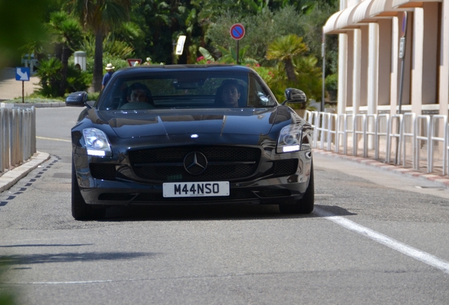 Mercedes-Benz SLS AMG