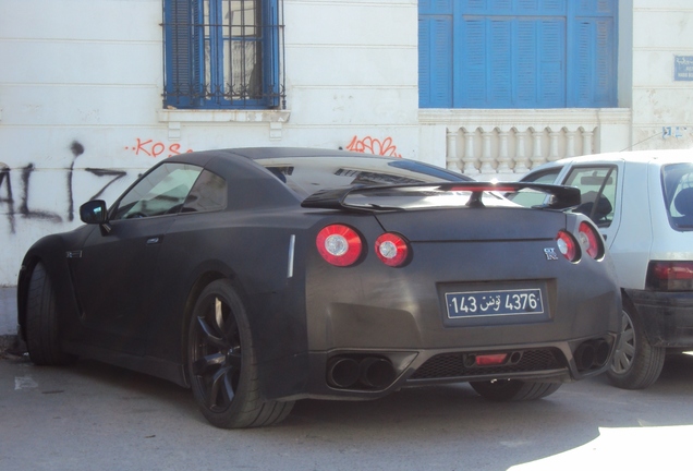 Nissan GT-R