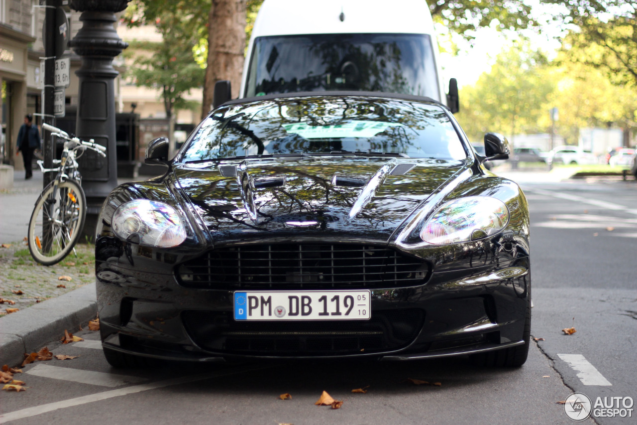 Aston Martin DBS Volante Carbon Black Edition