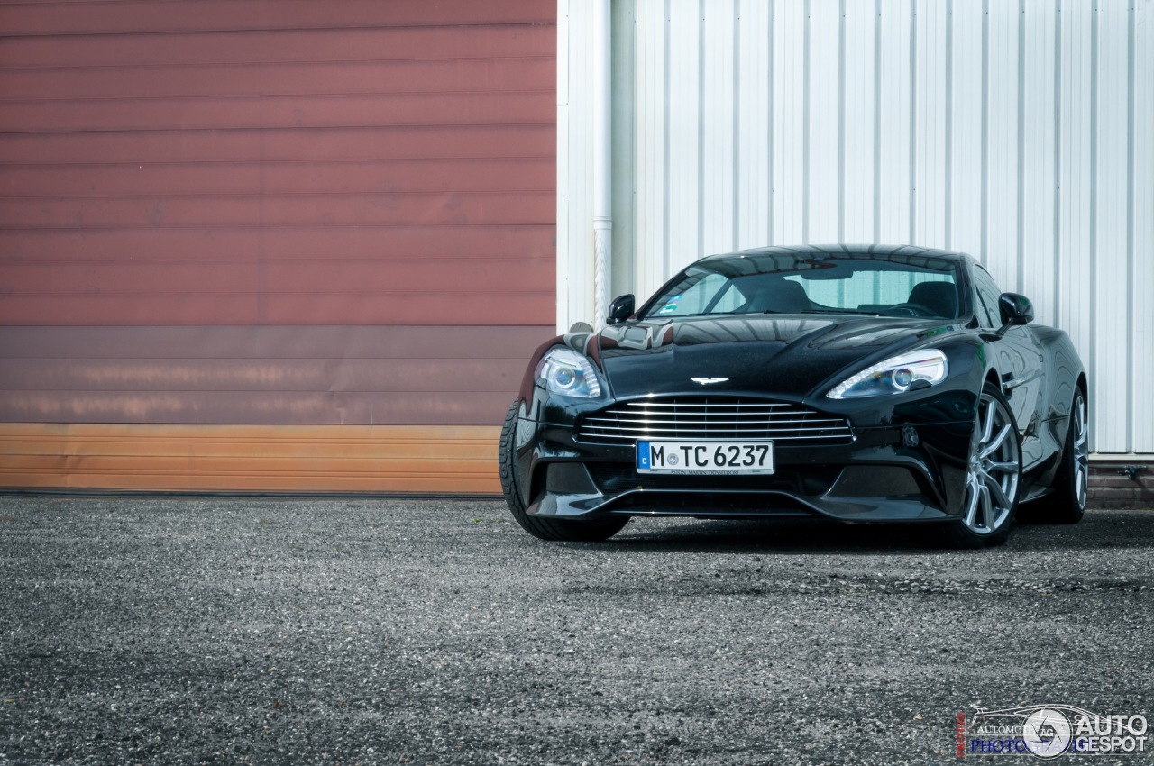 Aston Martin Vanquish 2013