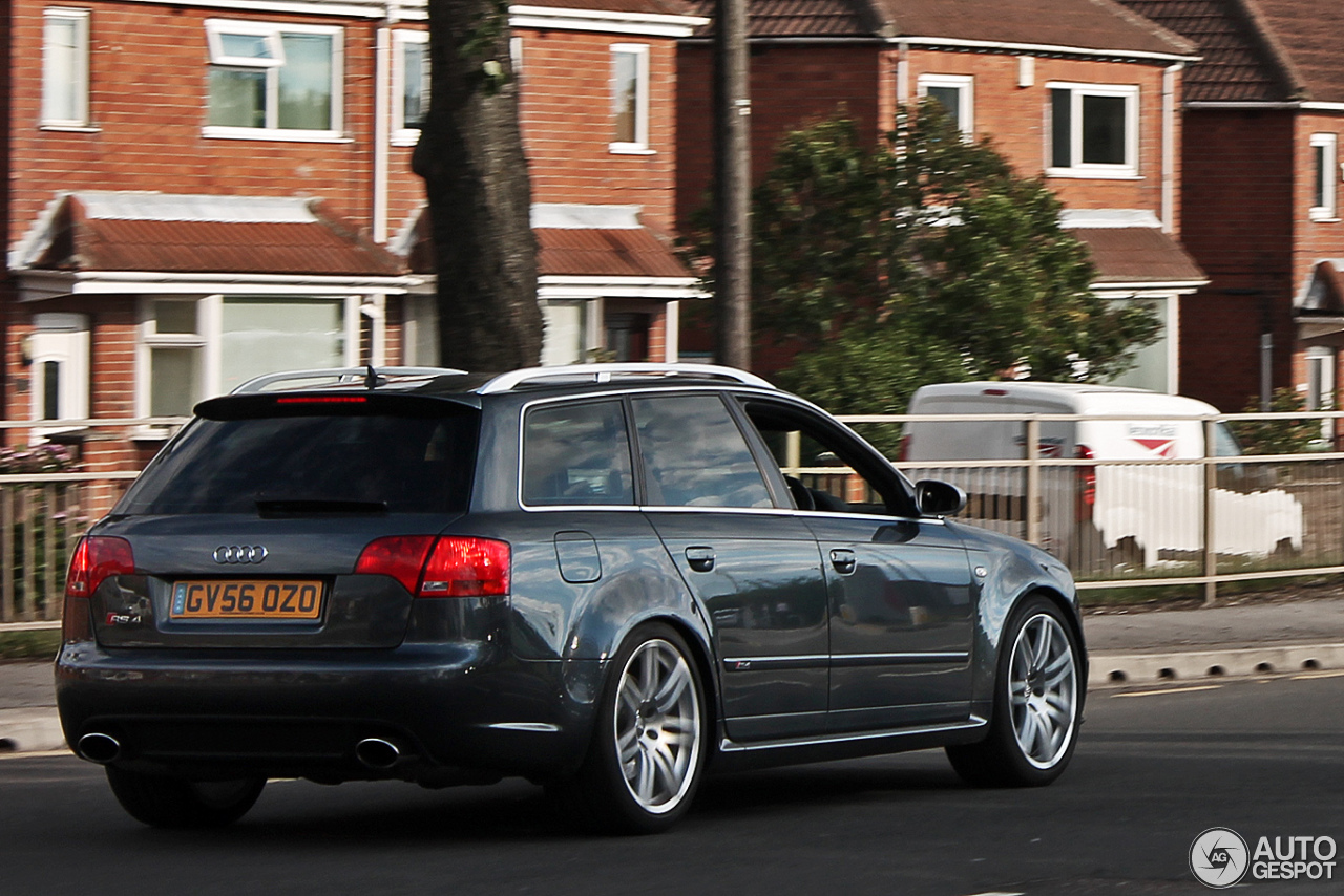 Audi RS4 Avant B7