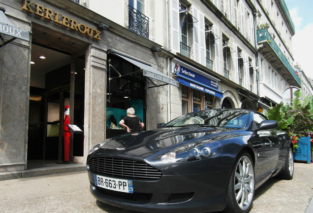 Aston Martin DB9 Volante