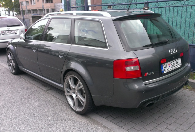 Audi RS6 Avant C5