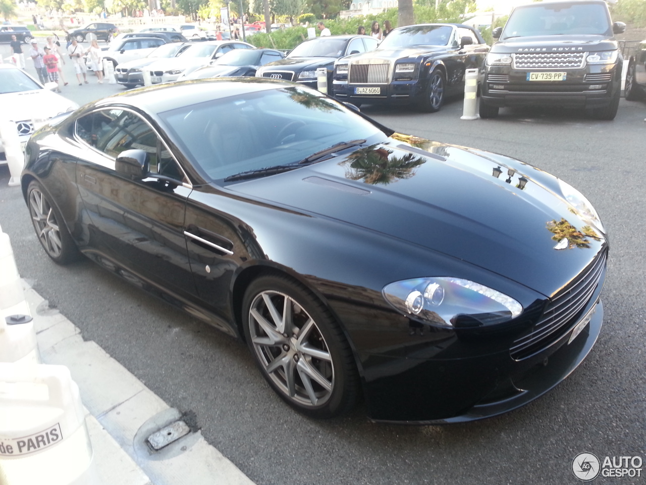 Aston Martin V8 Vantage S