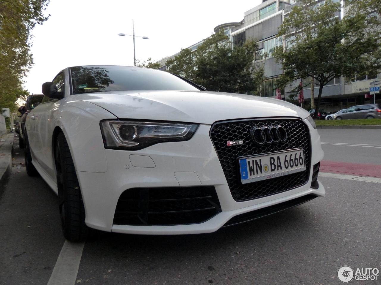 Audi RS5 B8 2012