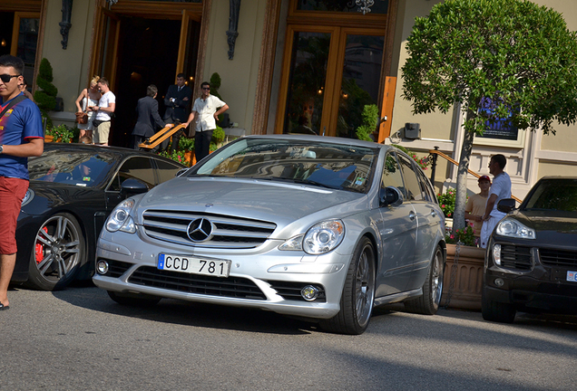 Mercedes-Benz R 63 AMG