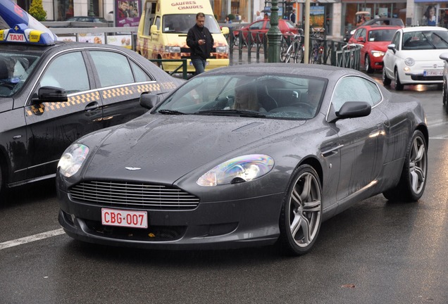 Aston Martin DB9