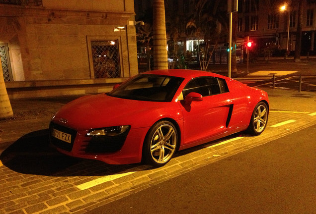 Audi R8