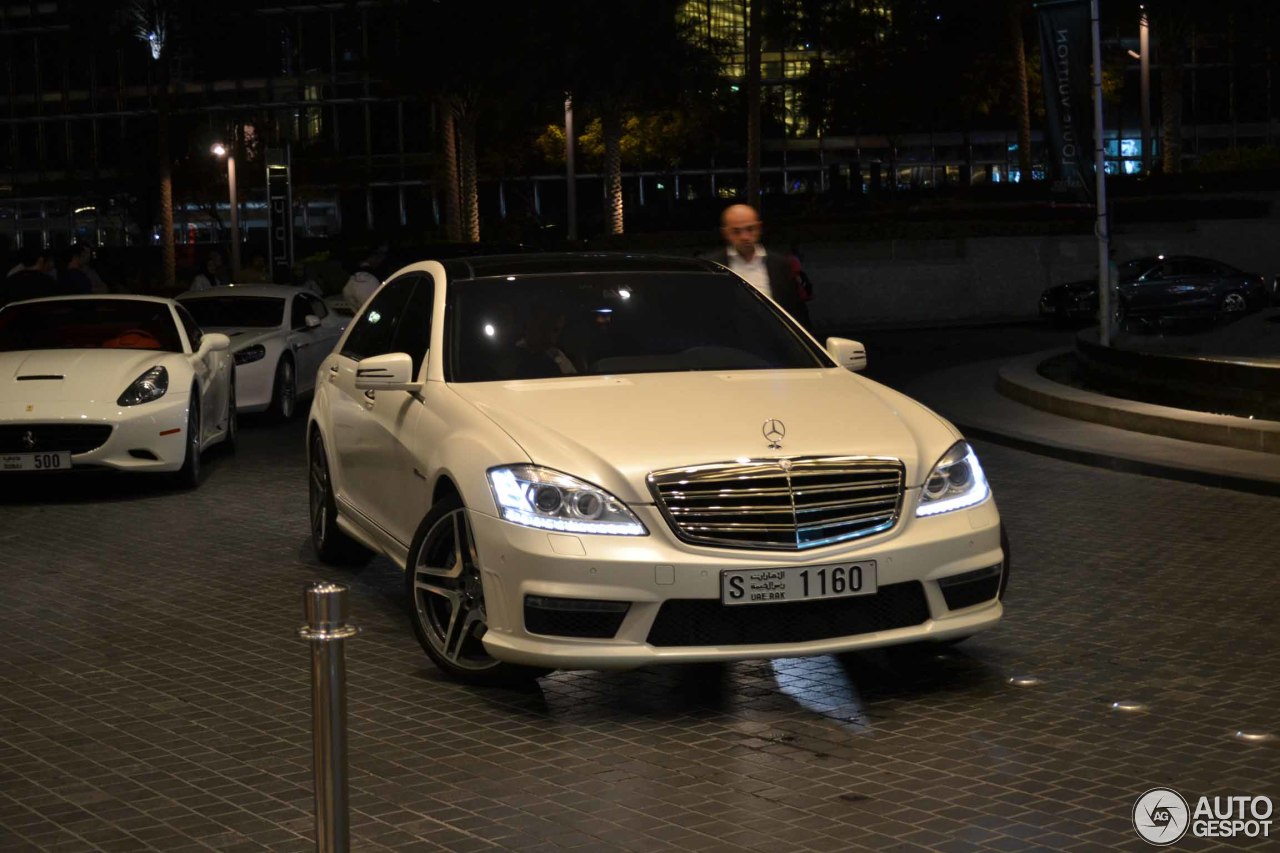 Mercedes-Benz S 65 AMG V221 2010