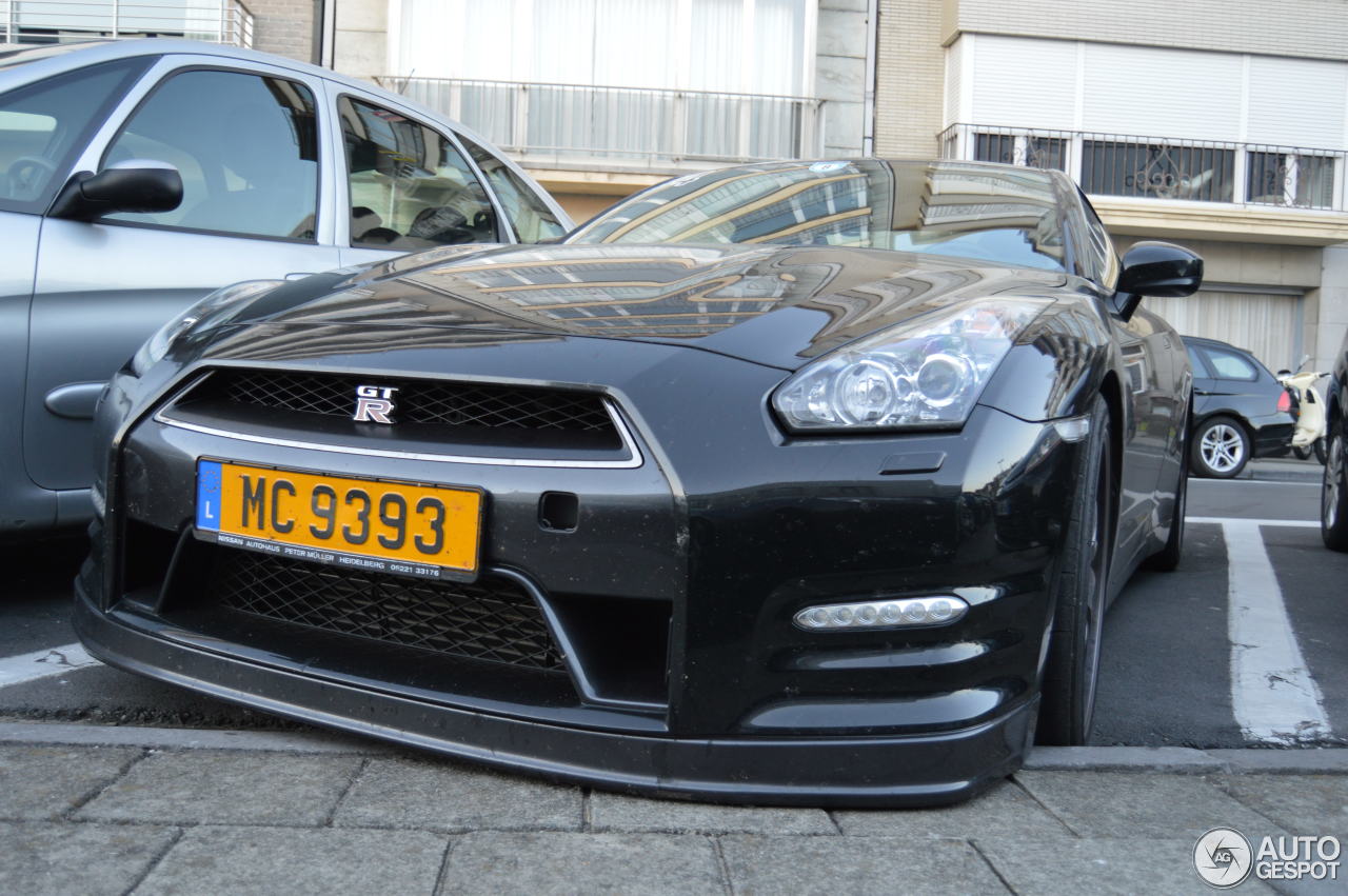 Nissan GT-R 2011