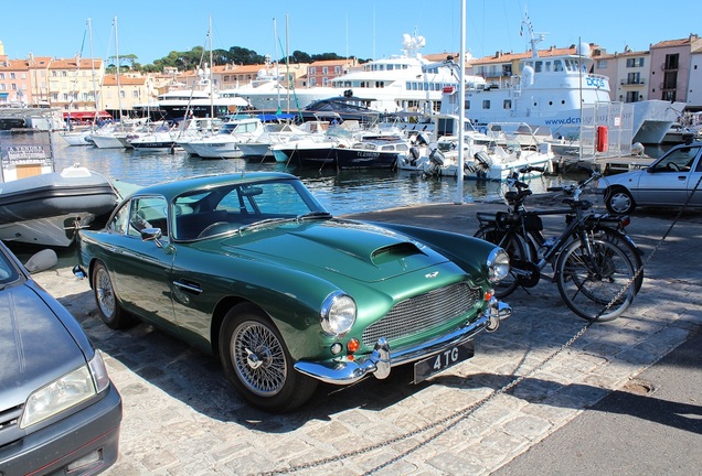 Aston Martin DB4