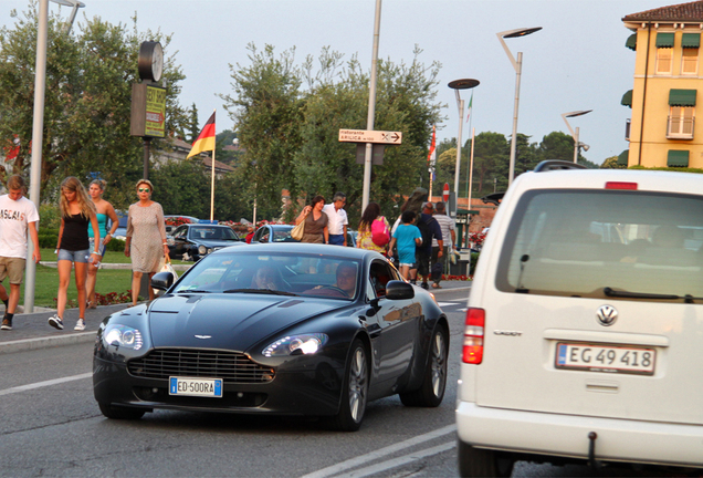 Aston Martin V8 Vantage