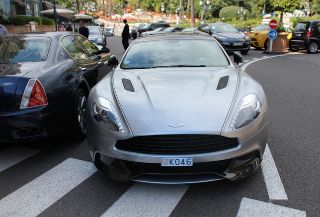 Aston Martin Vanquish 2013