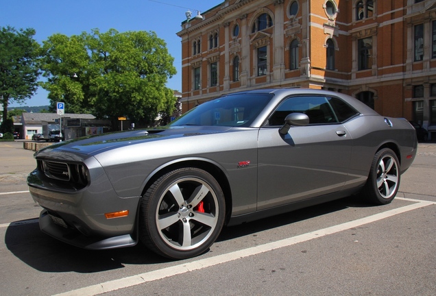 Dodge Challenger SRT-8 392