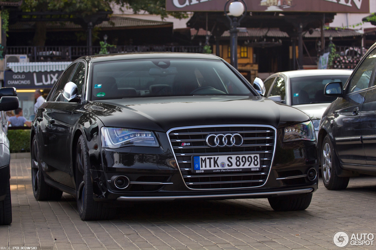 Audi S8 D4