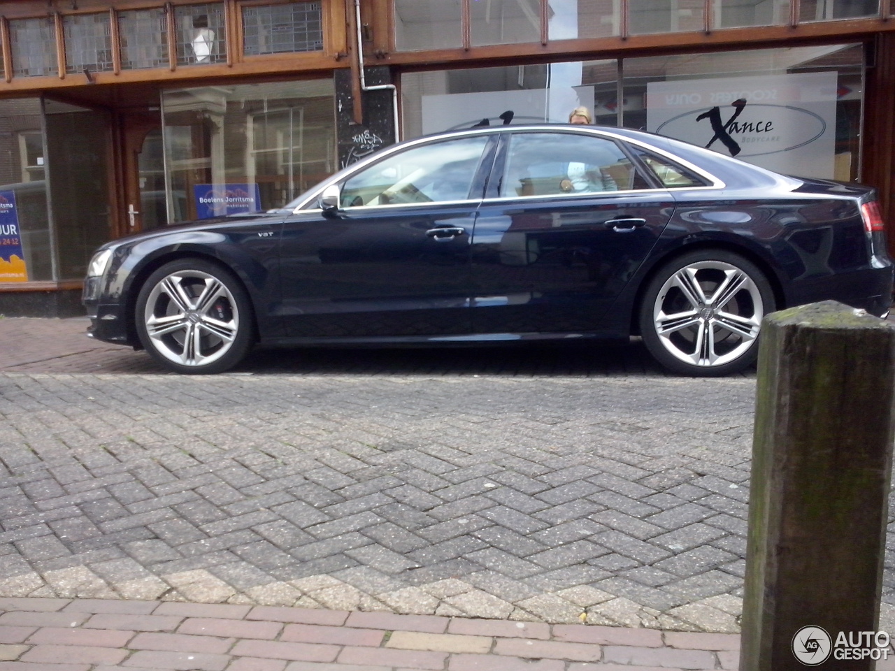 Audi S8 D4