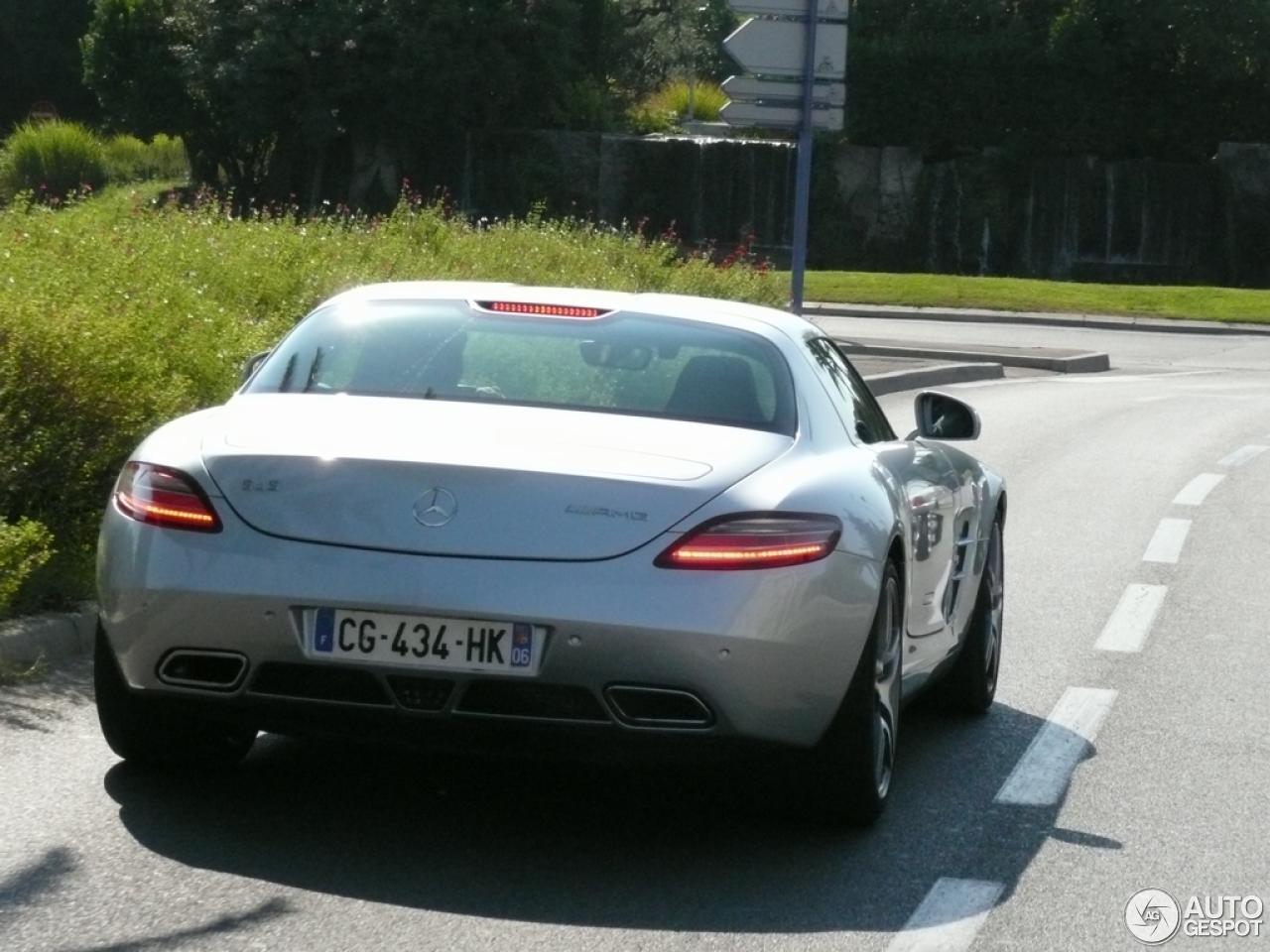 Mercedes-Benz SLS AMG