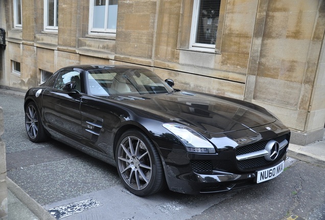 Mercedes-Benz SLS AMG