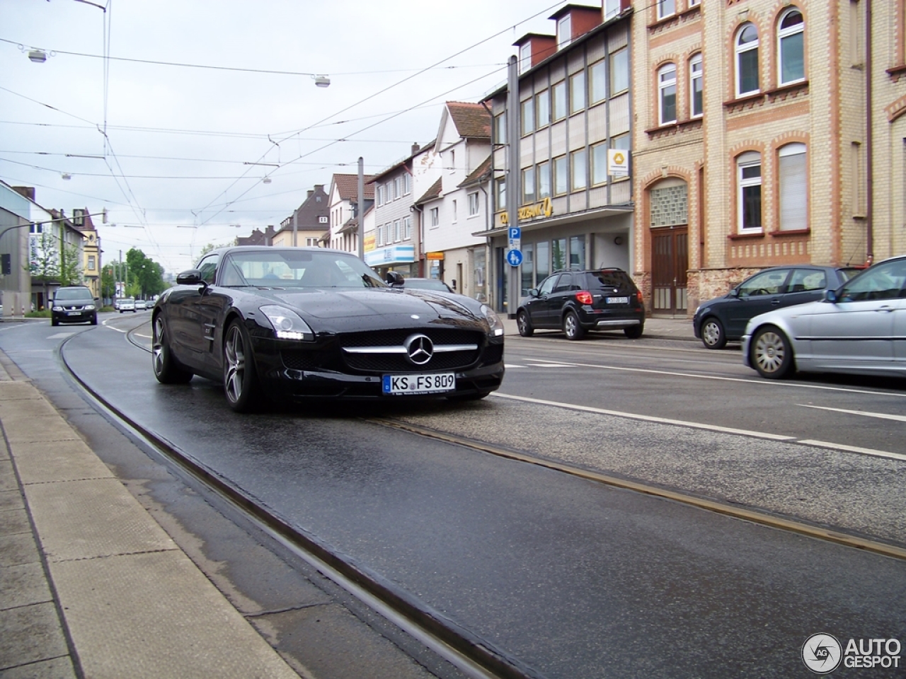 Mercedes-Benz SLS AMG